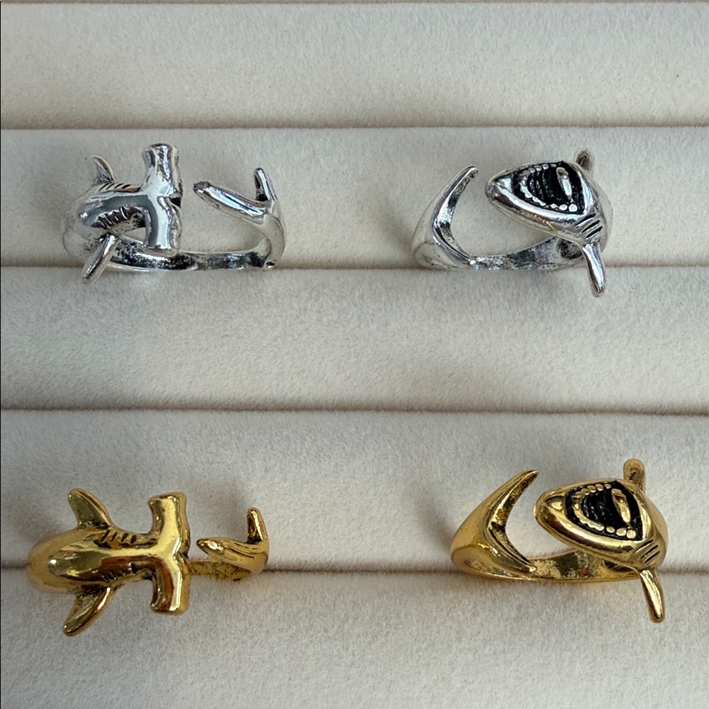 Set Of 4 Elegant Gold and Silver Marine Life Shark Motif Rings